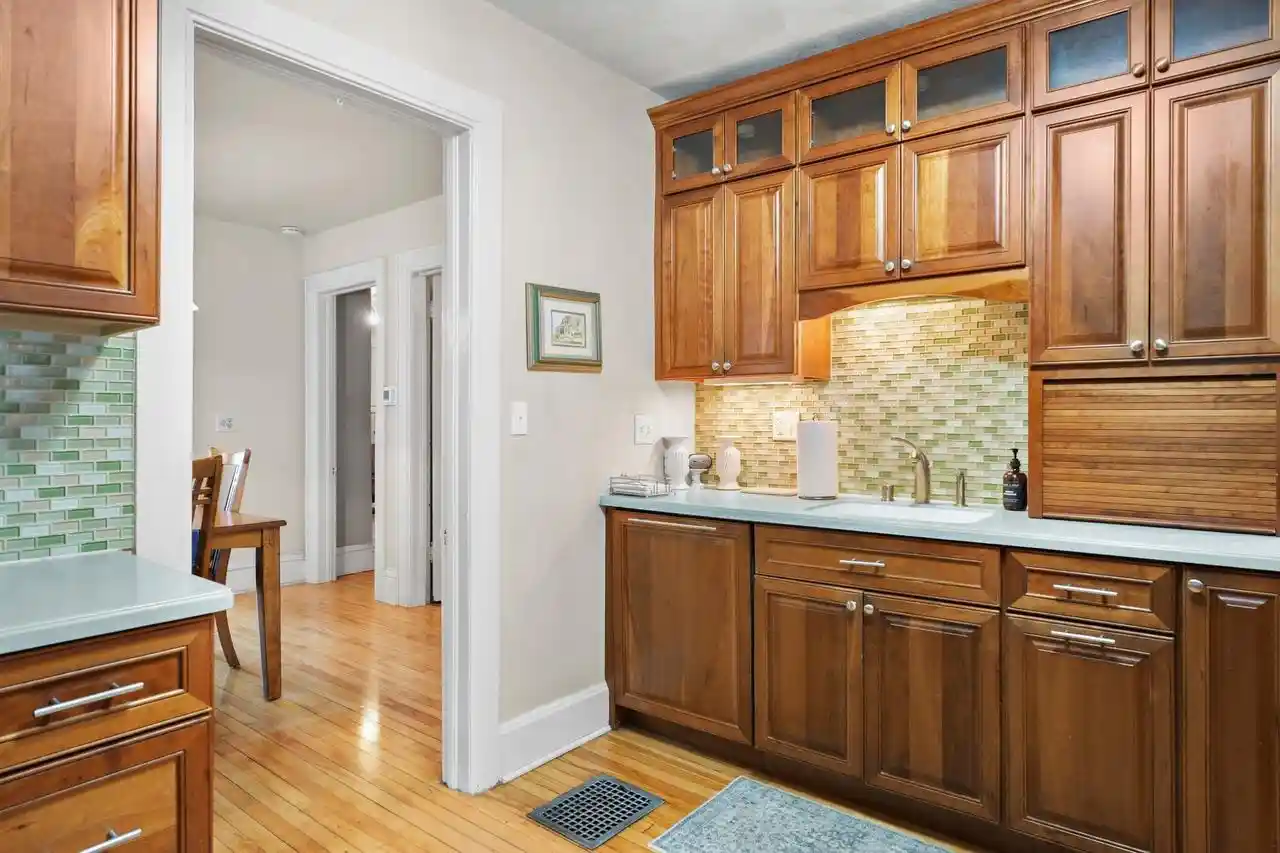 Photo 3 of Single family home for sale at 1332 E Mifflin St, Madison, WI 53703 | MLS# 2032602 | Listing updated on 2026-09-24