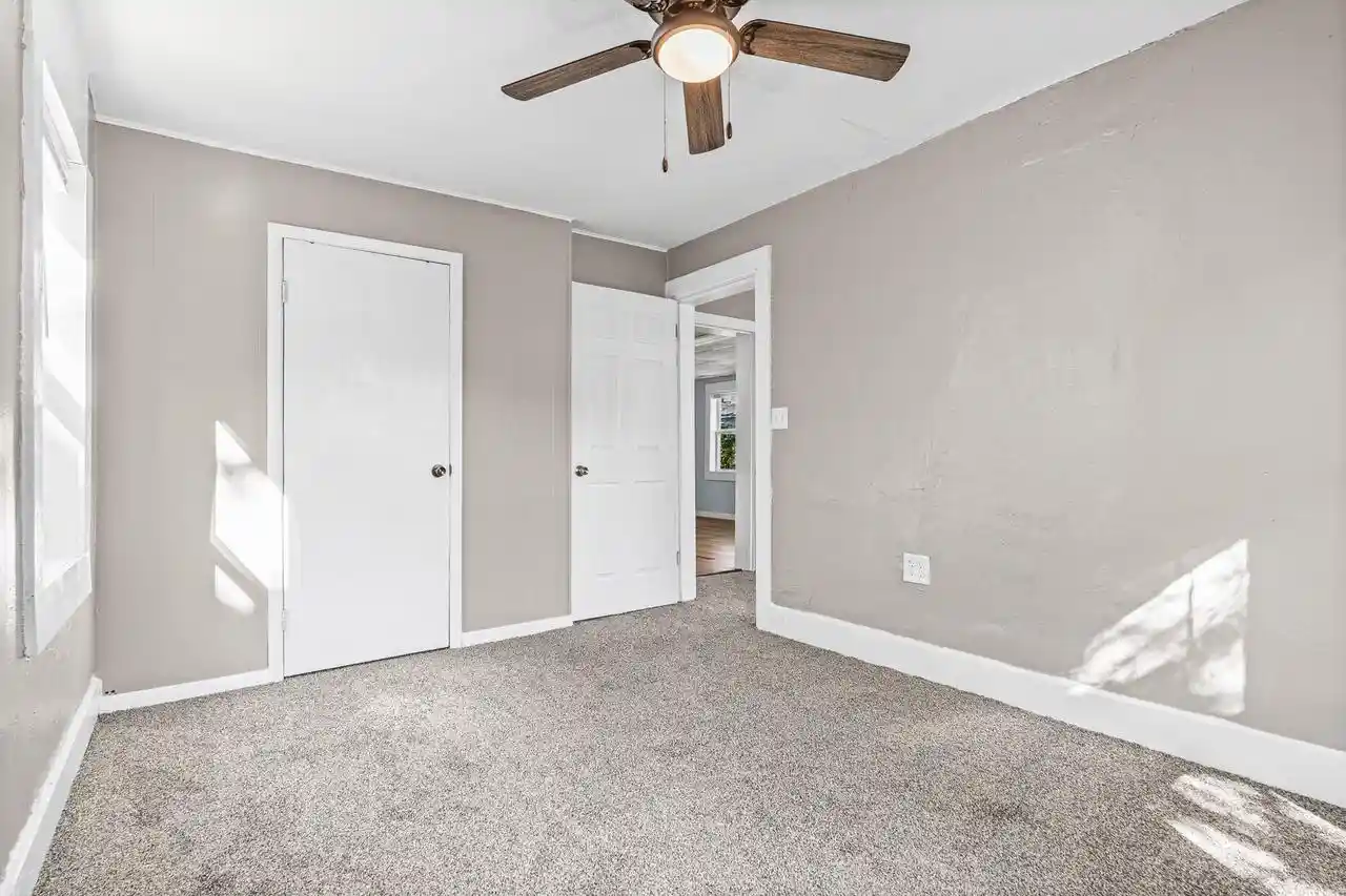 Photo 2 of Single family home for sale at 421 Caledonia St, La Crosse, WI 54603 | MLS# 1980507 | Listing updated on 2026-09-14
