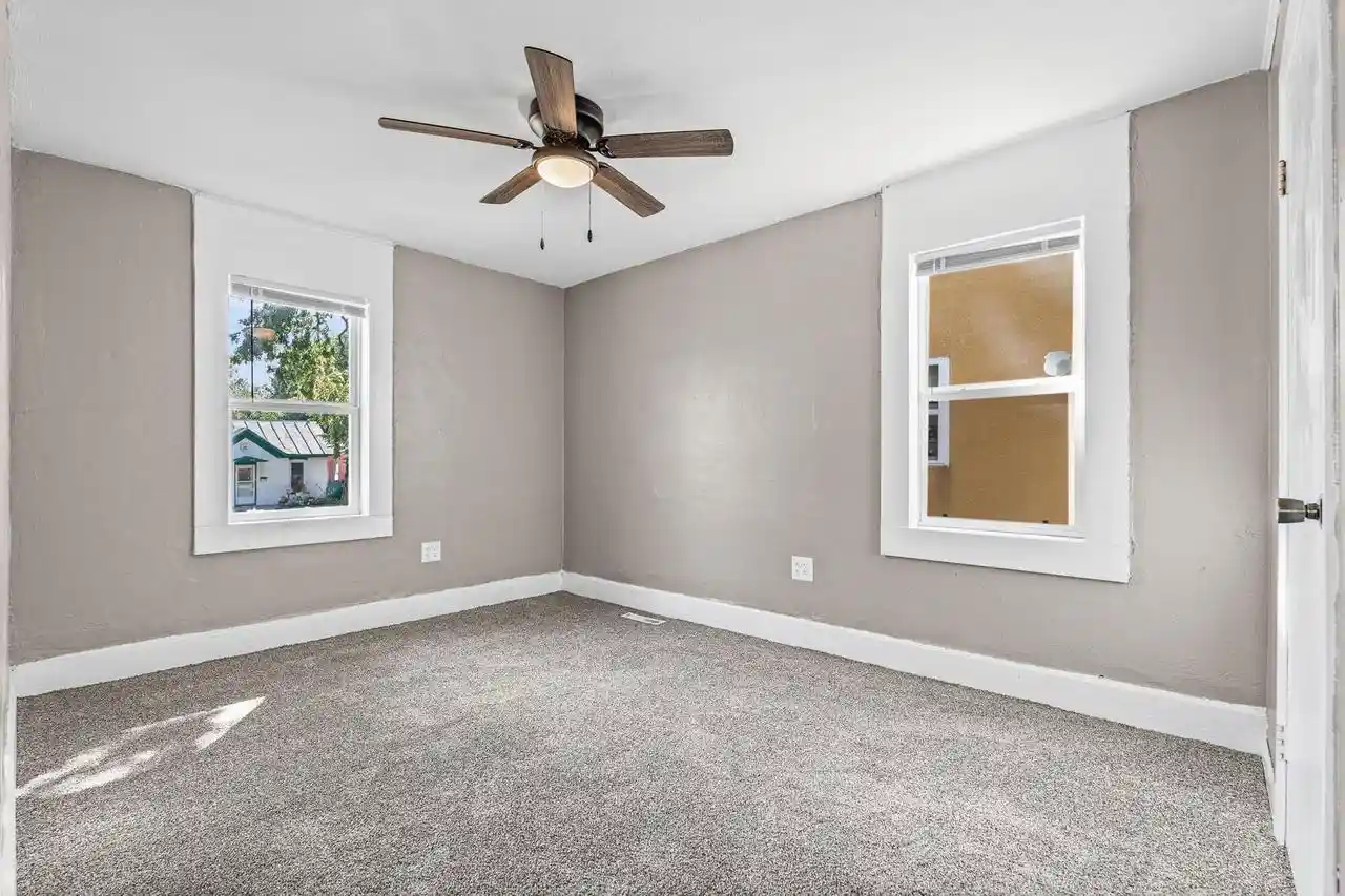 Photo 3 of Single family home for sale at 421 Caledonia St, La Crosse, WI 54603 | MLS# 1980507 | Listing updated on 2026-09-14
