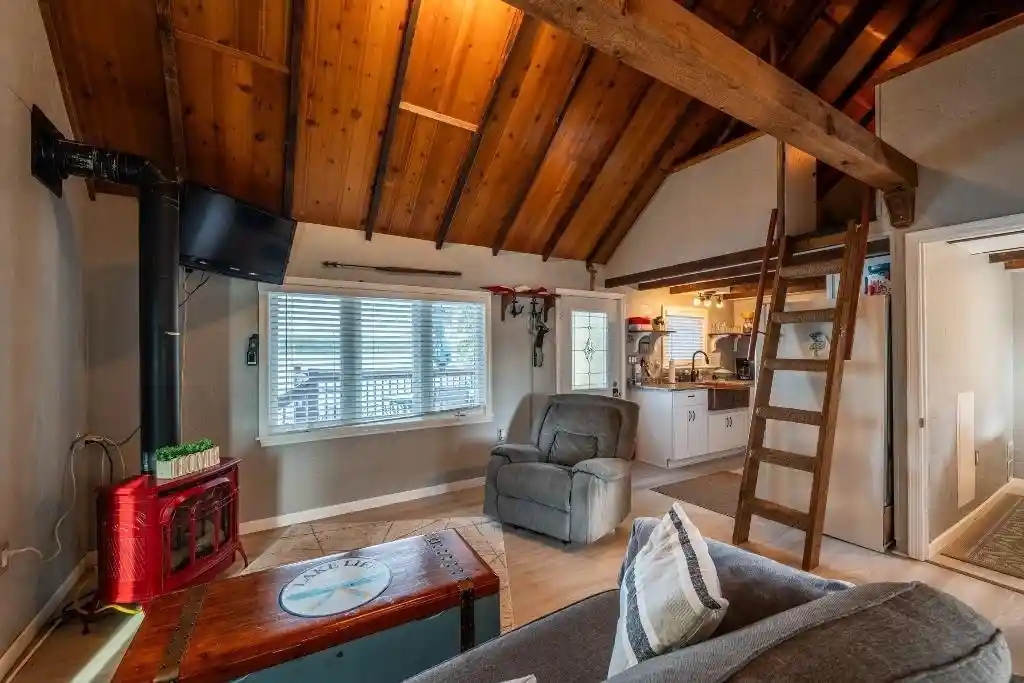 Photo 4 of Single family home for sale at 18622 Smokey Lake Ln, Townsend, WI 54175 | MLS# 50332596 | Listing updated on 2026-10-01