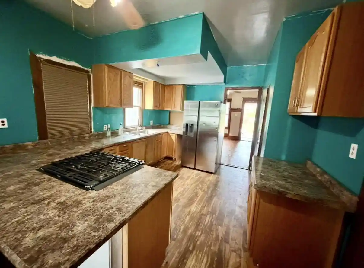 Photo 3 of Single family home for sale at 1020 S 32nd Street, Milwaukee, WI 53215 | MLS# 50332604 | Listing updated on 2026-09-14