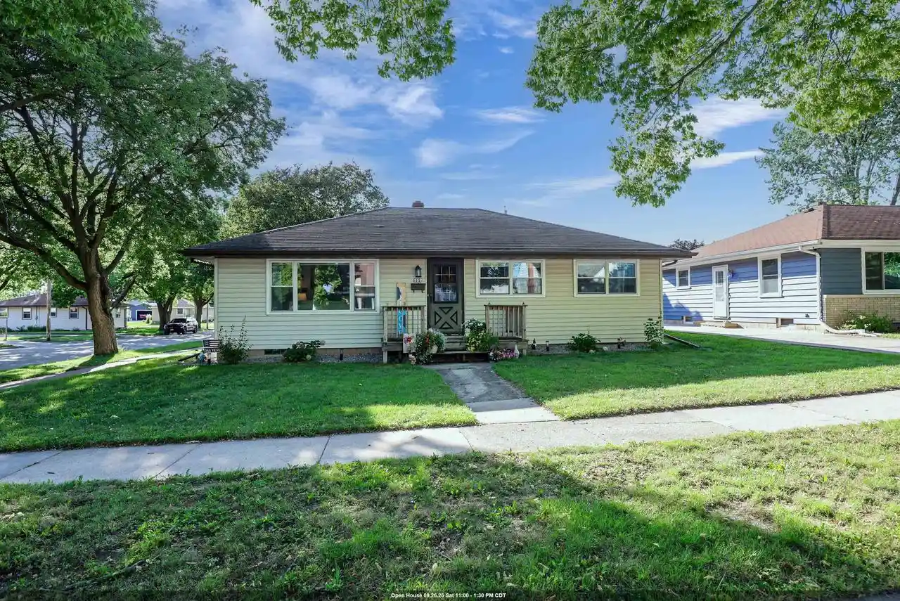 Photo 1 of Single family home for sale at 352 S Joseph St, Kimberly, WI 54136 | MLS# 50332607 | Listing updated on 2026-09-23