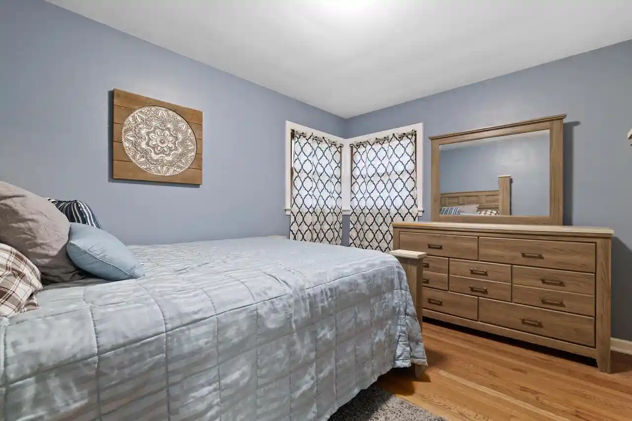 Photo 3 of Single family home for sale at 2317 Gillen St, Racine, WI 53403 | MLS# 1980518 | Listing updated on 2026-09-21