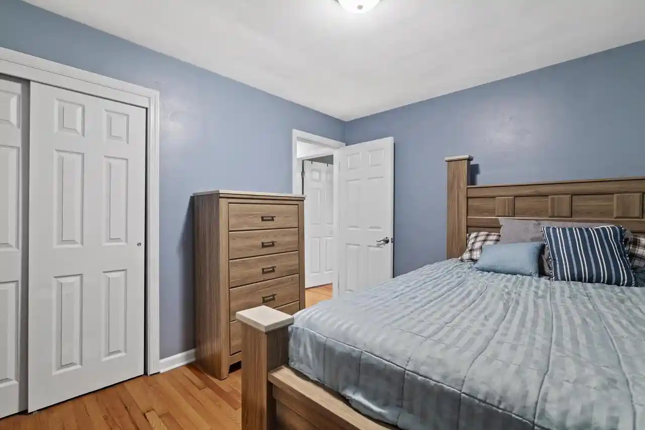 Photo 3 of Single family home for sale at 2317 Gillen St, Racine, WI 53403 | MLS# 1980518 | Listing updated on 2026-09-21