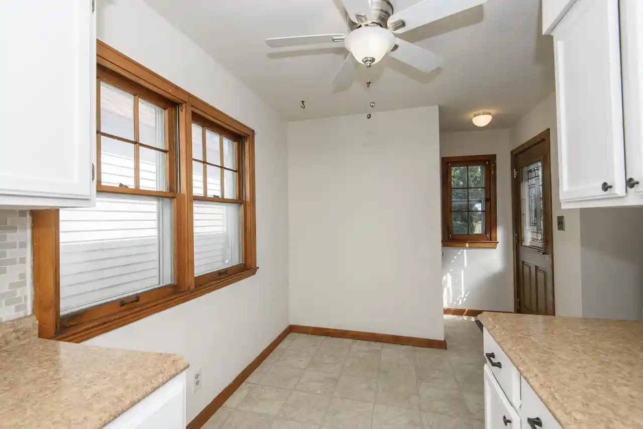 Photo 4 of Sale Pending at 2027 W Shore Dr, Delafield, WI 53018 | MLS# 1980521 | Listing updated on 2026-09-22