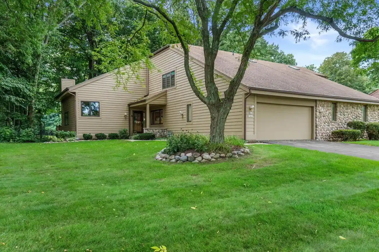 Condo for sale at N80 W13423 River Park Dr, Menomonee Falls, WI 53051 | MLS# 1980520