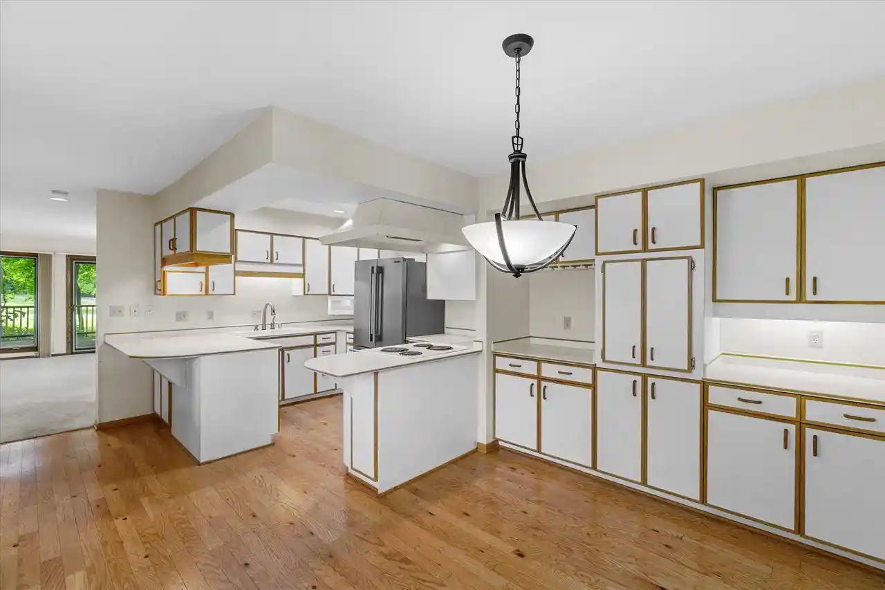 Photo 4 of Condo for sale at N80 W13423 River Park Dr, Menomonee Falls, WI 53051 | MLS# 1980520 | Listing updated on 2026-09-23