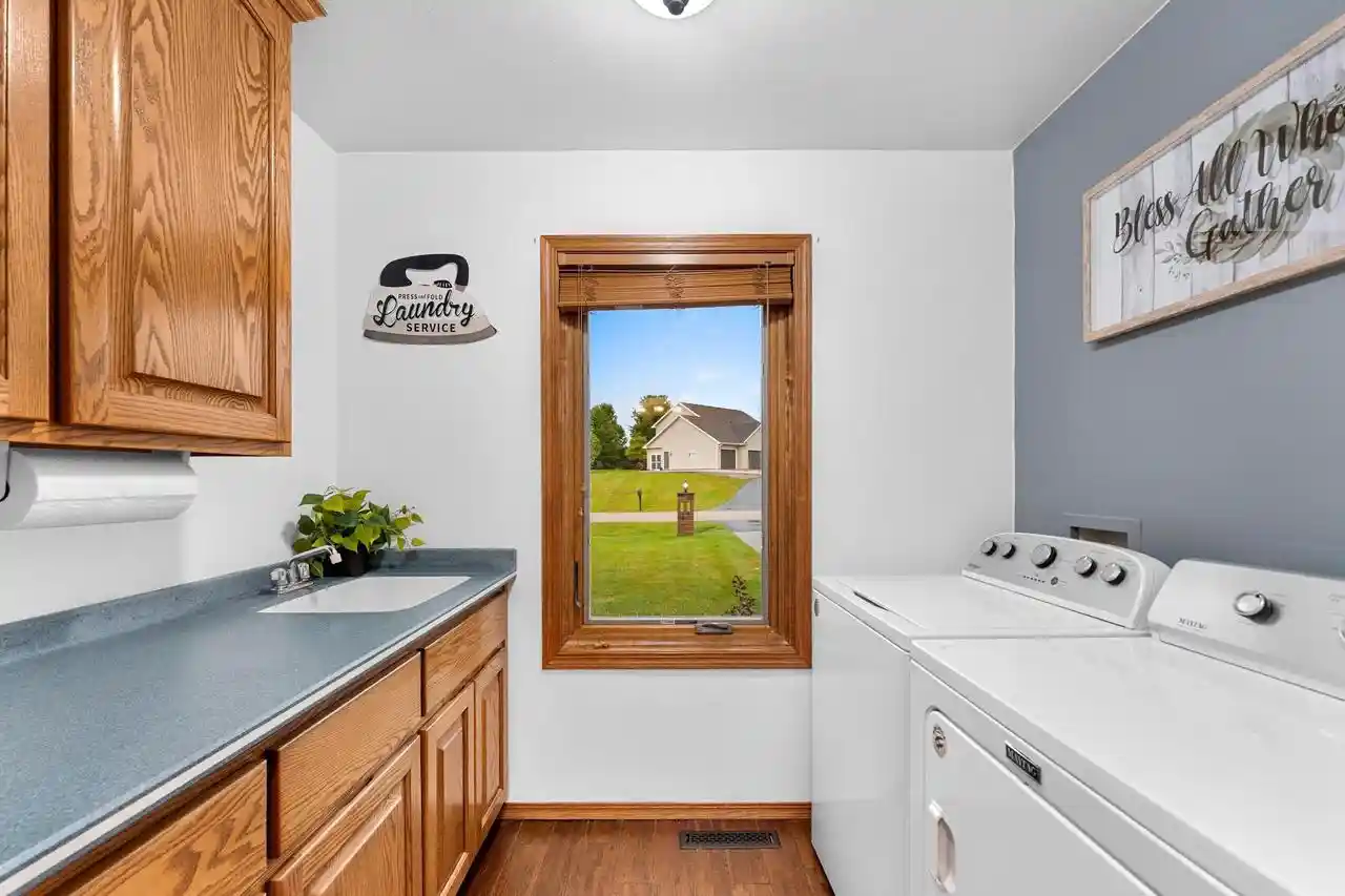 Photo 4 of Single family home for sale at 8159 Galaxy Dr, Neenah, WI 54956 | MLS# 50332617 | Listing updated on 2026-09-21