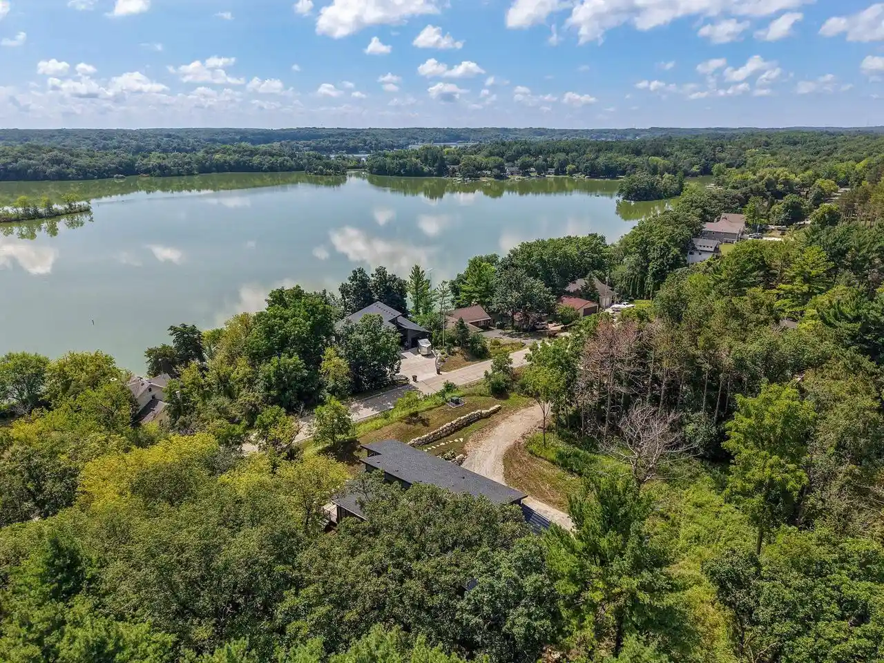 Photo 4 of Single family home for sale at N7873 Kettle Moraine Dr, Whitewater, WI 53190 | MLS# 2032610 | Listing updated on 2026-09-14