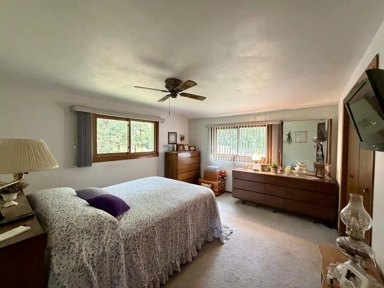 Photo 3 of Single family home for sale at 29569 Whispering Pines Rd, Lone Rock, WI 53556 | MLS# 2032612 | Listing updated on 2026-09-19