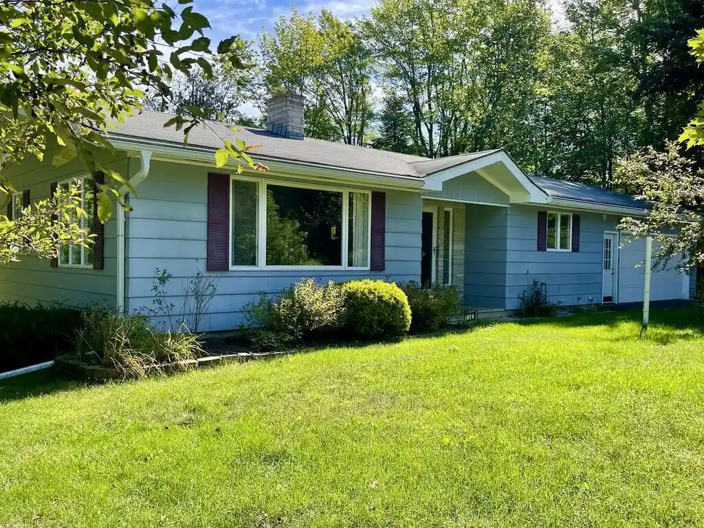 Photo 1 of Single family home for sale at 1762 Clay Banks Rd, Sturgeon Bay, WI 54235 | MLS# 50332600 | Listing updated on 2026-09-29