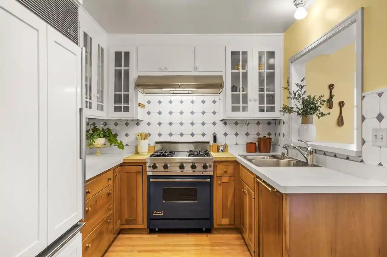Photo 3 of Single family home for sale at 3423 Viburnum Dr, Madison, WI 53705 | MLS# 2032617 | Listing updated on 2026-10-09