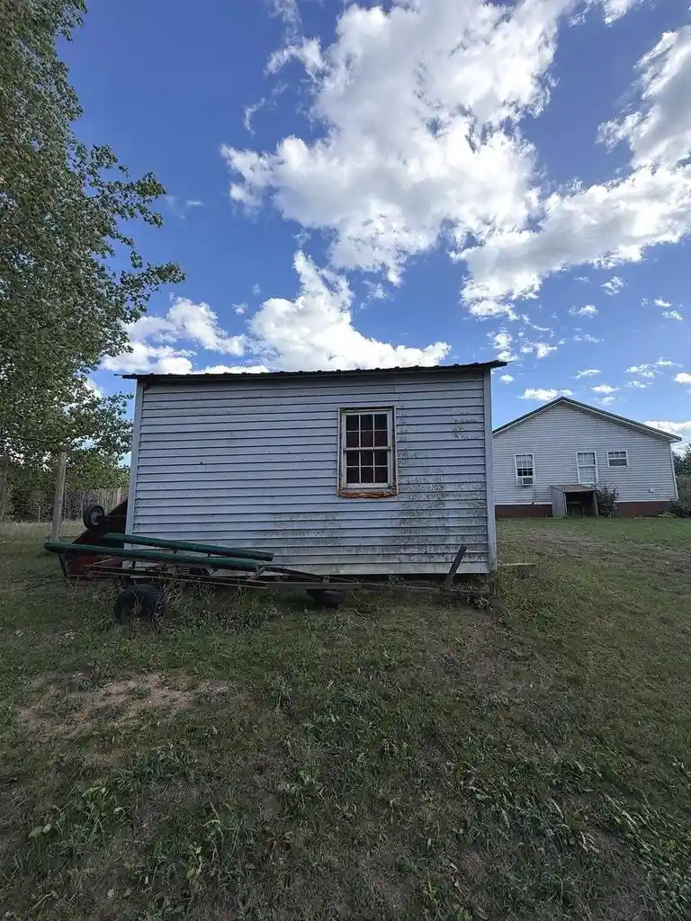 Photo 3 of Single family home for sale at 191 N Menza Ln, Daggett, MI 49821 | MLS# 50332632 | Listing updated on 2026-10-06