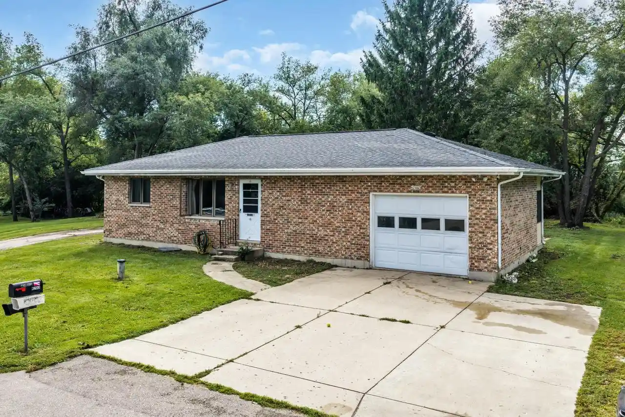 Photo 1 of Single family home for sale at N2443 Giles Dr, Burlington, WI 53105 | MLS# 1980541 | Listing updated on 2026-09-15