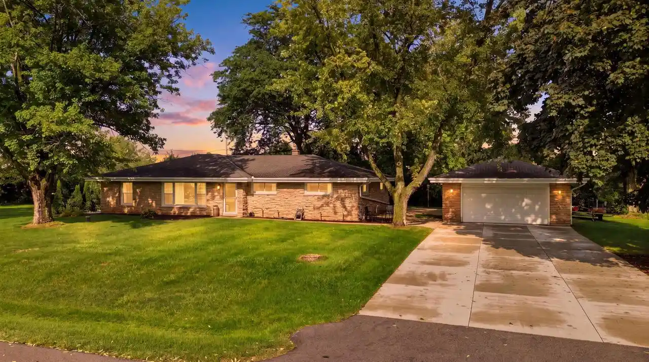 Photo 1 of Single family home for sale at W154n8216 Valley View Dr, Menomonee Falls, WI 53051 | MLS# 1980545 | Listing updated on 2026-09-25