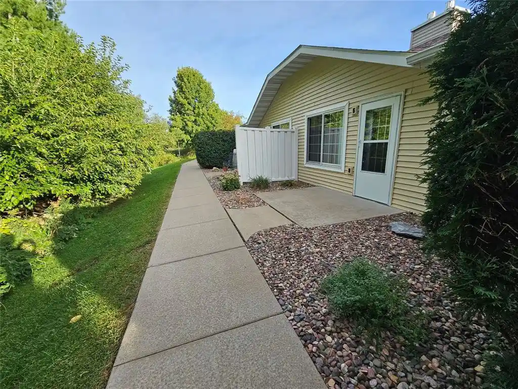 Photo 1 of Condo for sale at 3330 S Robin Meadows Ln #3330, Eau Claire, WI 54701 | MLS# 1605117 | Listing updated on 2026-09-14