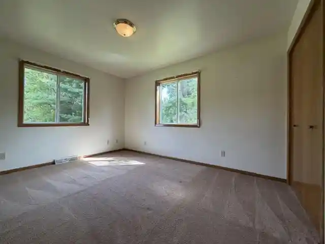 Photo 3 of Single family home for sale at 2600 Rainbow Dr, Plover, WI 54467 | MLS# 22604538 | Listing updated on 2026-09-21