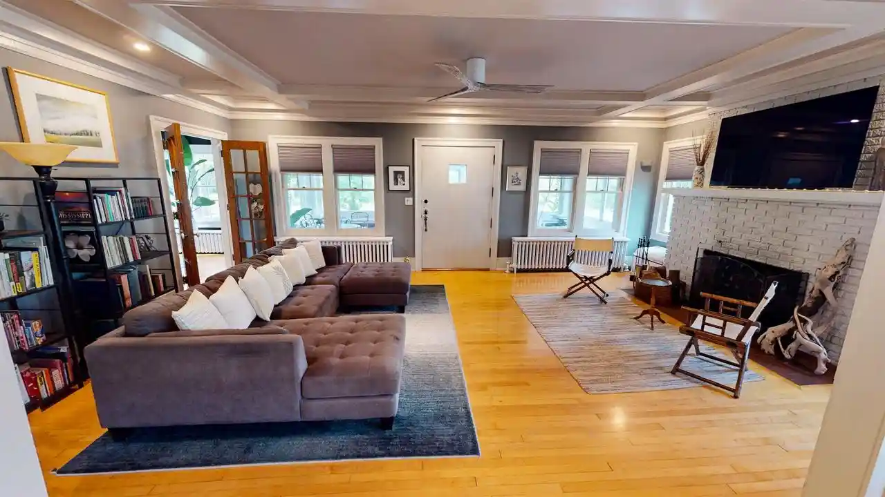 Photo 2 of Single family home for sale at 910 W 5th Street, Marshfield, WI 54449 | MLS# 22604539 | Listing updated on 2026-09-21