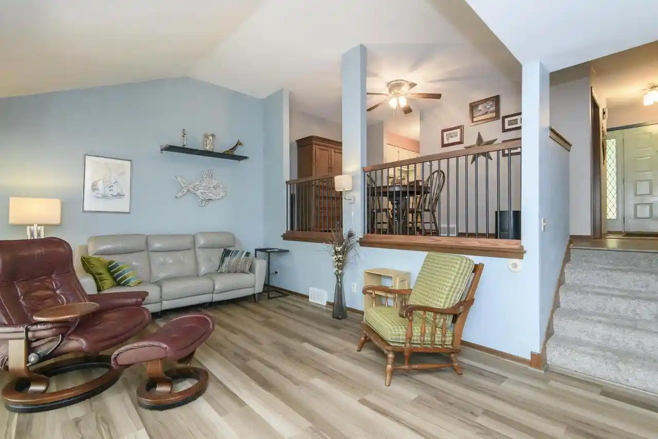Listing Photo 5 - Condo for sale in building located at 2906 Old Mill Dr, Racine, WI 53405 - Unit #A-3