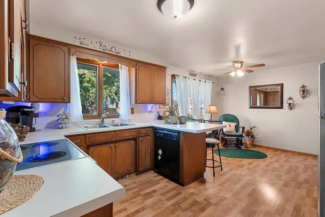 Photo 2 of Single family home for sale at 1110 Michaline Dr, Green Bay, WI 54304 | MLS# 50332638 | Listing updated on 2026-09-21