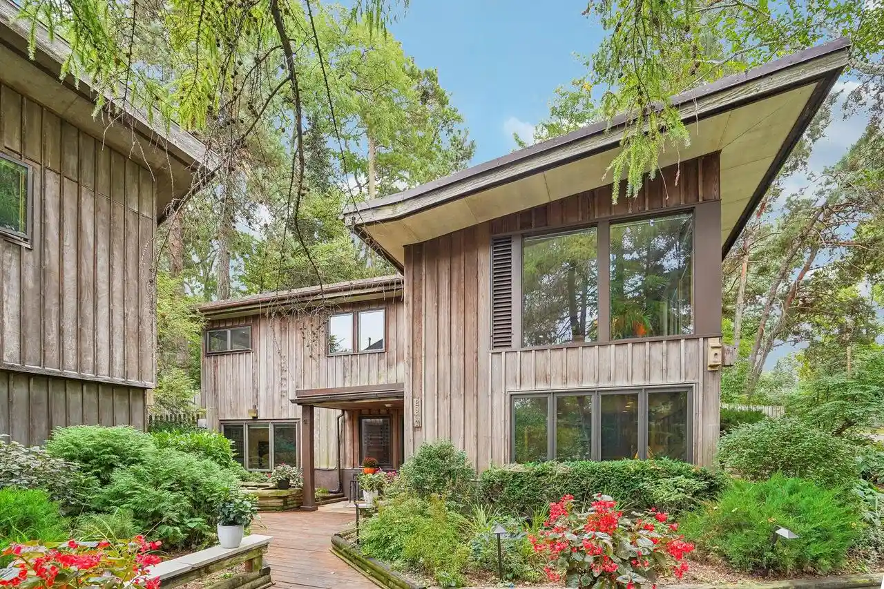 Photo 1 of Single family home for sale at 2917 Waunona Way, Madison, WI 53713 | MLS# 1980560 | Listing updated on 2026-09-18