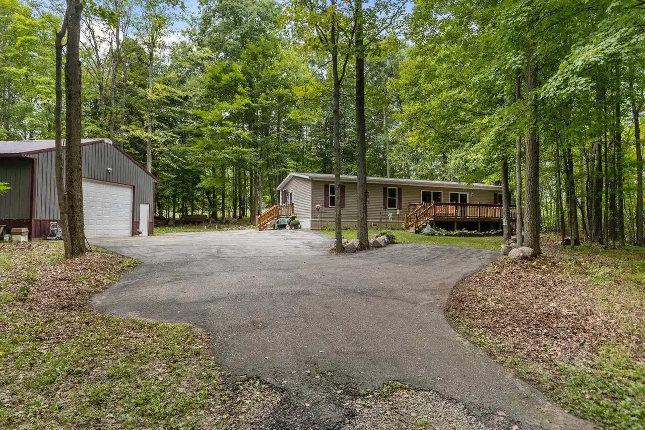 Photo 1 of Single family home for sale at E2112 Lake Rd, Iola, WI 54945 | MLS# 50332637 | Listing updated on 2026-09-26