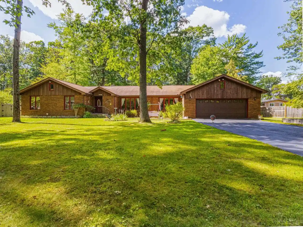 Photo 1 of Single family home for sale at 2359 Woodview Ln, Marinette, WI 54143 | MLS# 50332654 | Listing updated on 2026-09-22