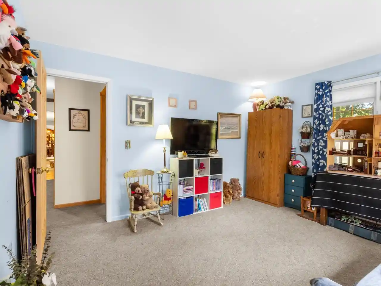 Photo 3 of Single family home for sale at 2359 Woodview Ln, Marinette, WI 54143 | MLS# 50332654 | Listing updated on 2026-09-22