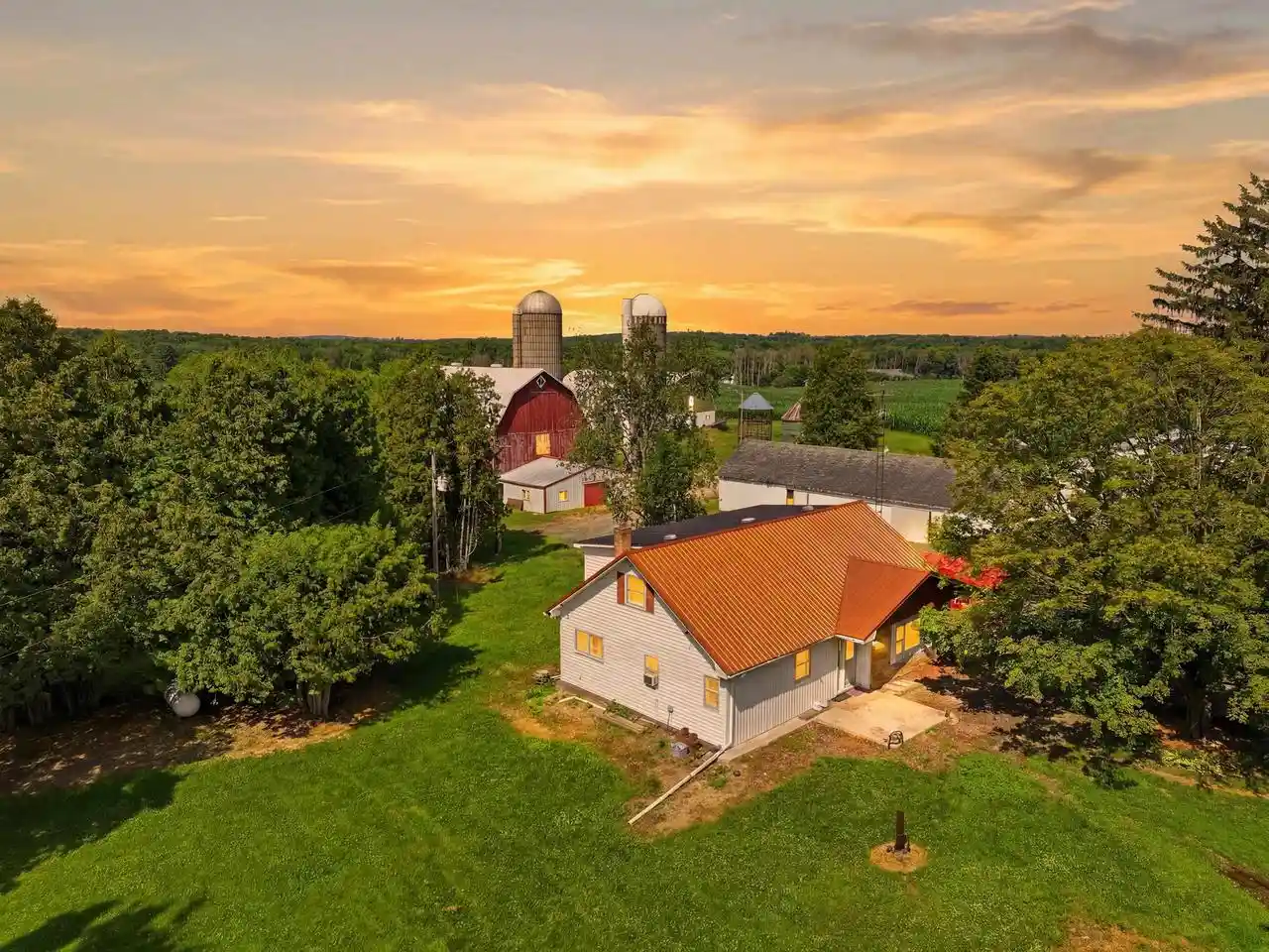 Photo 1 of Single family home for sale at N4698 Grand Ave, Neillsville, WI 54456 | MLS# 22604547 | Listing updated on 2026-09-14