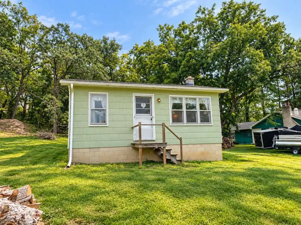 Photo 1 of Single family home for sale at 9439 N Rock River Dr, Edgerton, WI 53534 | MLS# 2032644 | Listing updated on 2026-09-17