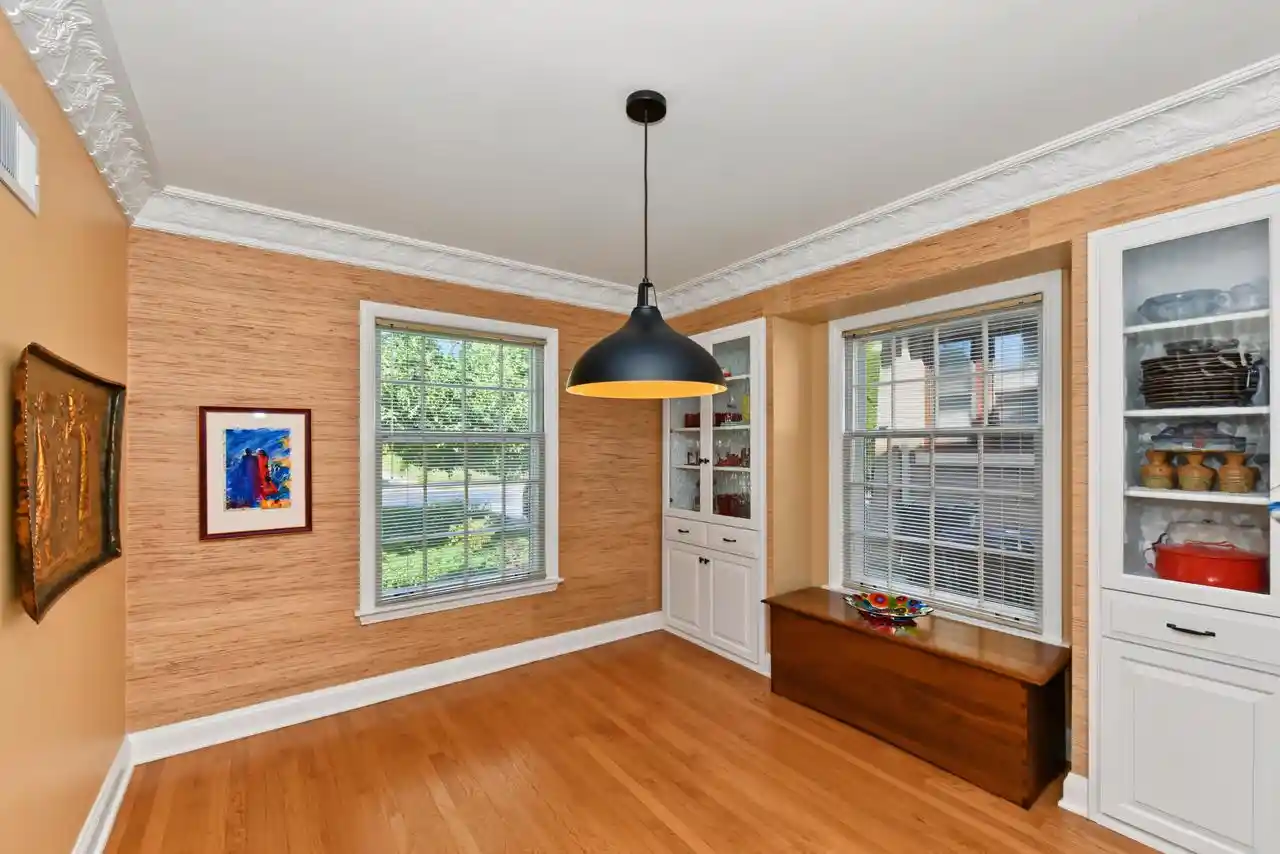 Photo 4 of Sale Pending at 2520 Lefeber Ave, Milwaukee, WI 53213 | MLS# 1980572 | Listing updated on 2026-09-25