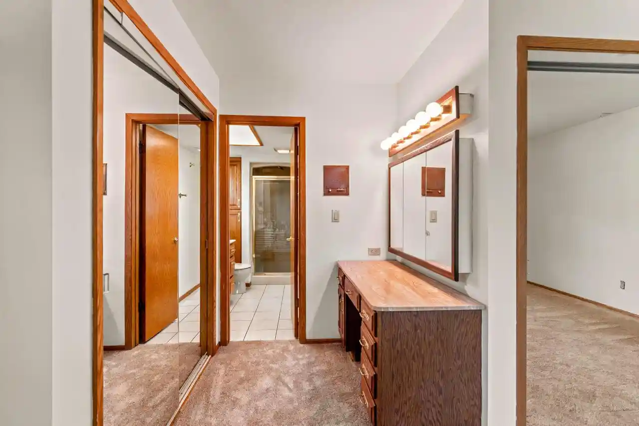 Photo 3 of Single family home for sale at 983 Chesterton Ct, Oconomowoc, WI 53066 | MLS# 1980575 | Listing updated on 2026-09-22