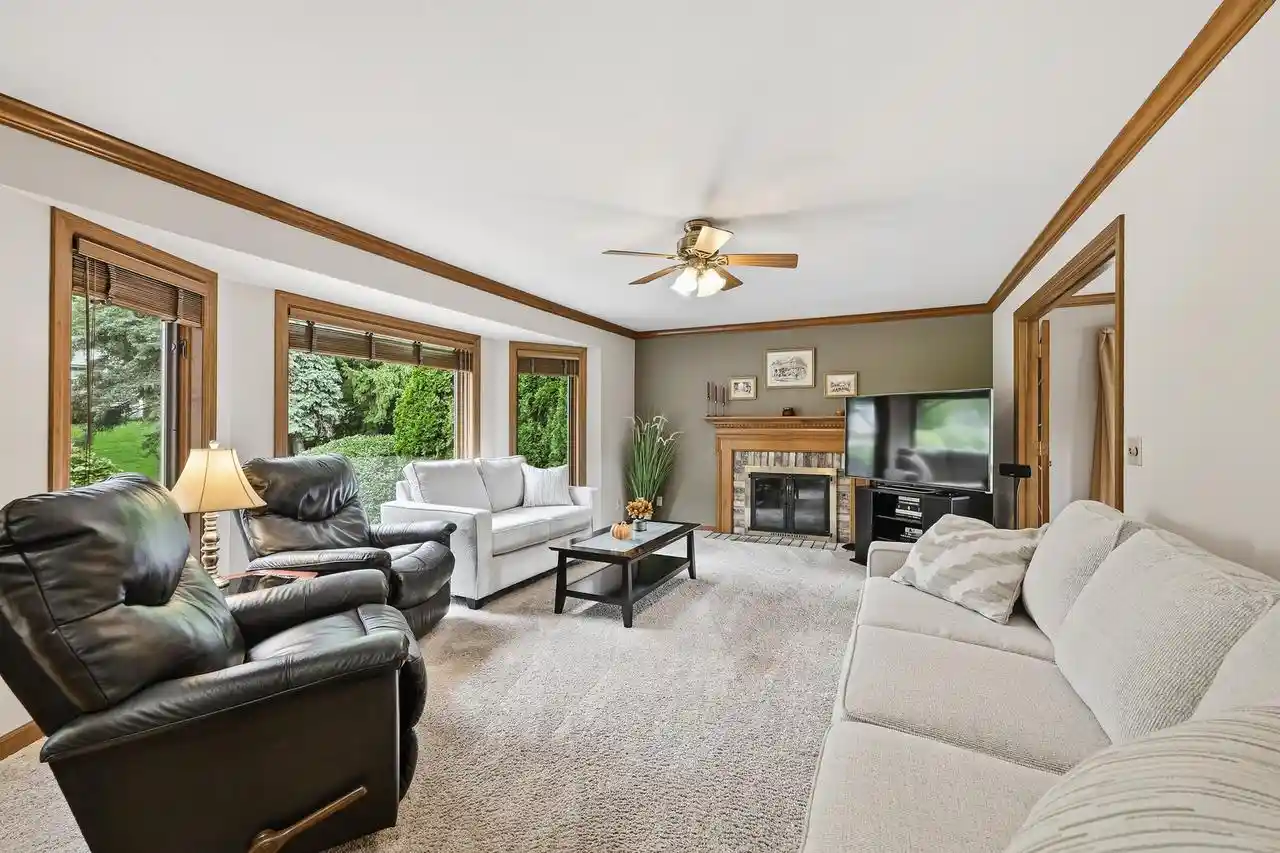 Photo 1 of Single family home for sale at 945 Gray Fox Dr, Brookfield, WI 53045 | MLS# 1980577 | Listing updated on 2026-09-18