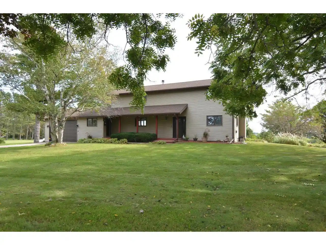 Photo 1 of Single family home for sale at 1890 County Rd W, Stoughton, WI 53589 | MLS# 2032653 | Listing updated on 2026-09-14
