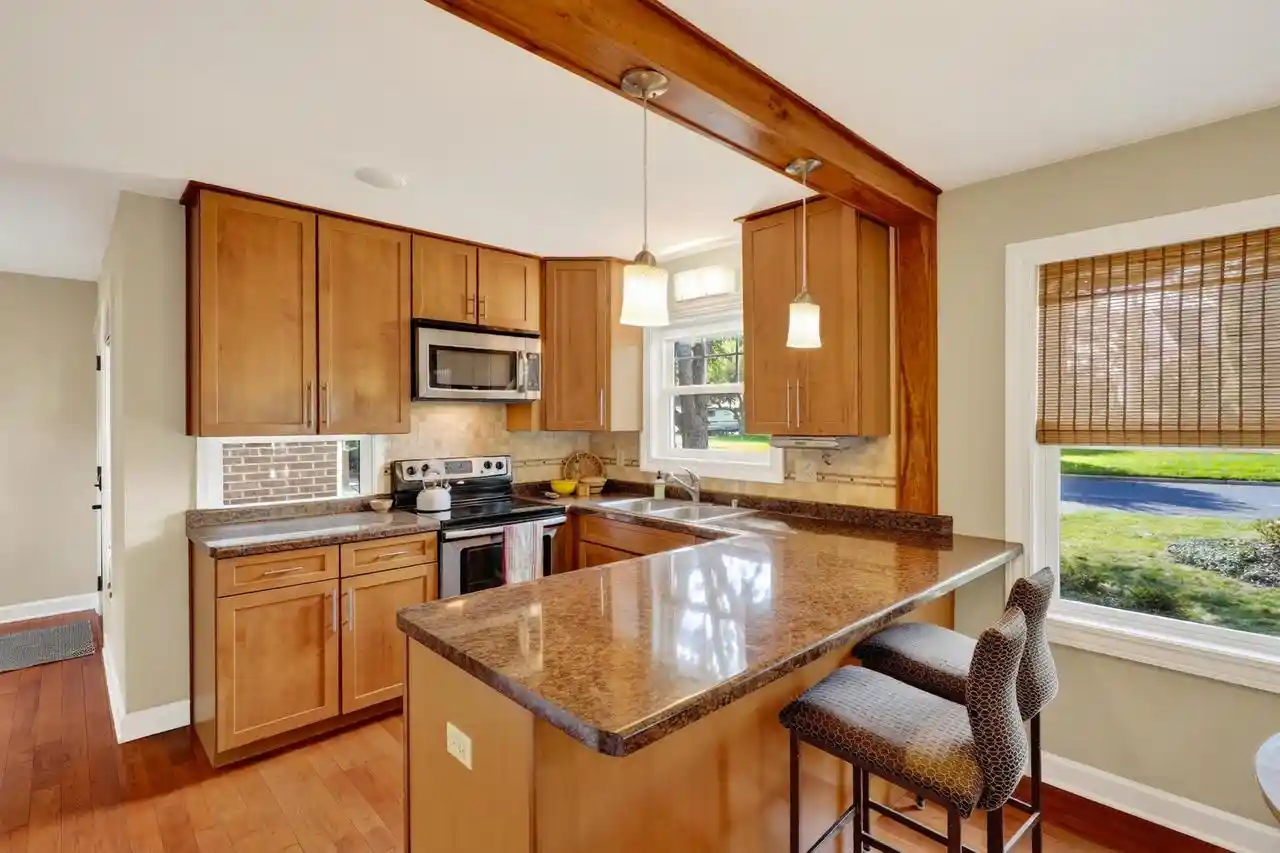 Photo 3 of Single family home for sale at 186 Hillcrest Cir, Sun Prairie, WI 53590 | MLS# 2032664 | Listing updated on 2026-09-17