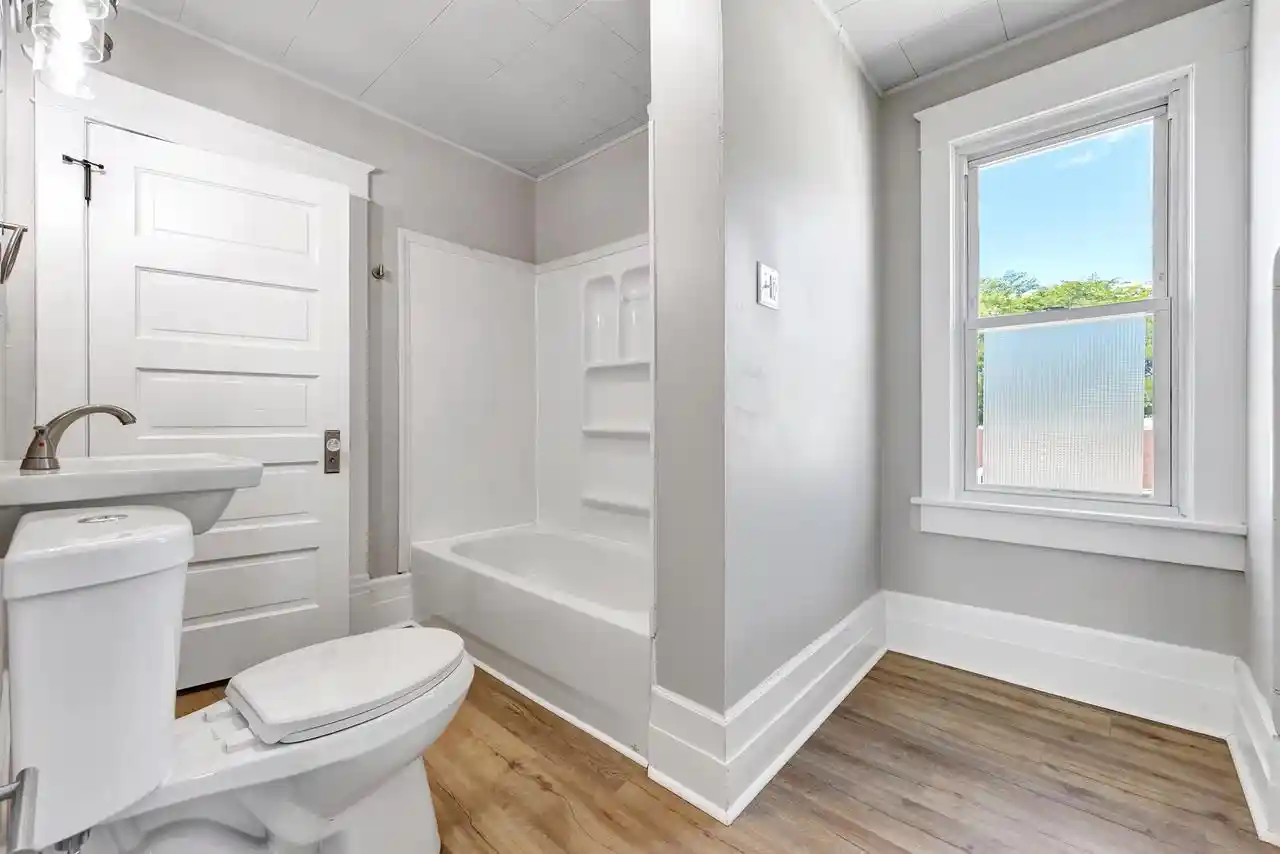Photo 4 of Single family home for sale at 325 N Main St, Fond Du Lac, WI 54935 | MLS# 50332653 | Listing updated on 2026-09-15
