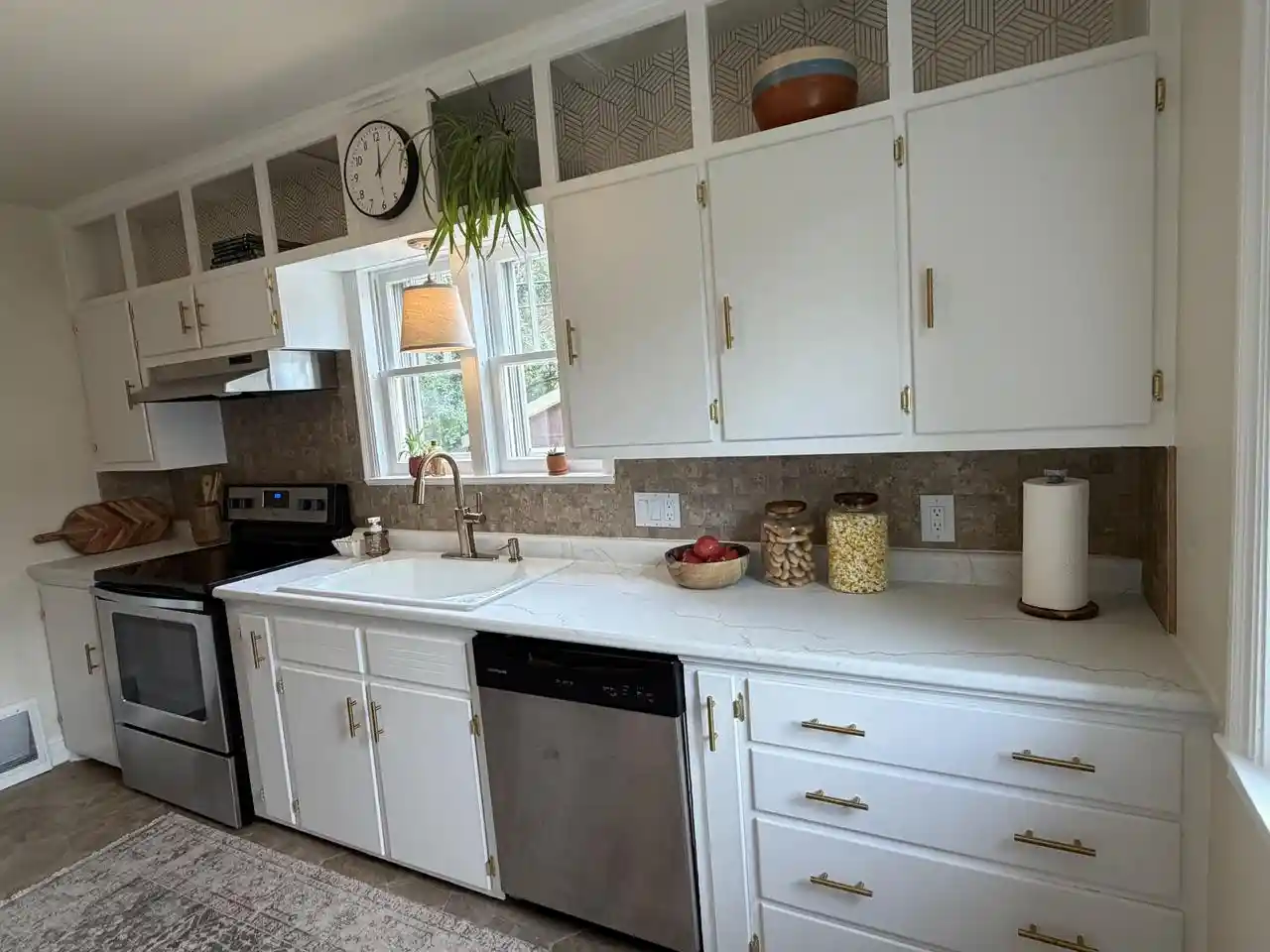 Photo 4 of Sale Pending at 1715 Marvin Ct, Sheboygan, WI 53081 | MLS# 1980590 | Listing updated on 2026-09-14