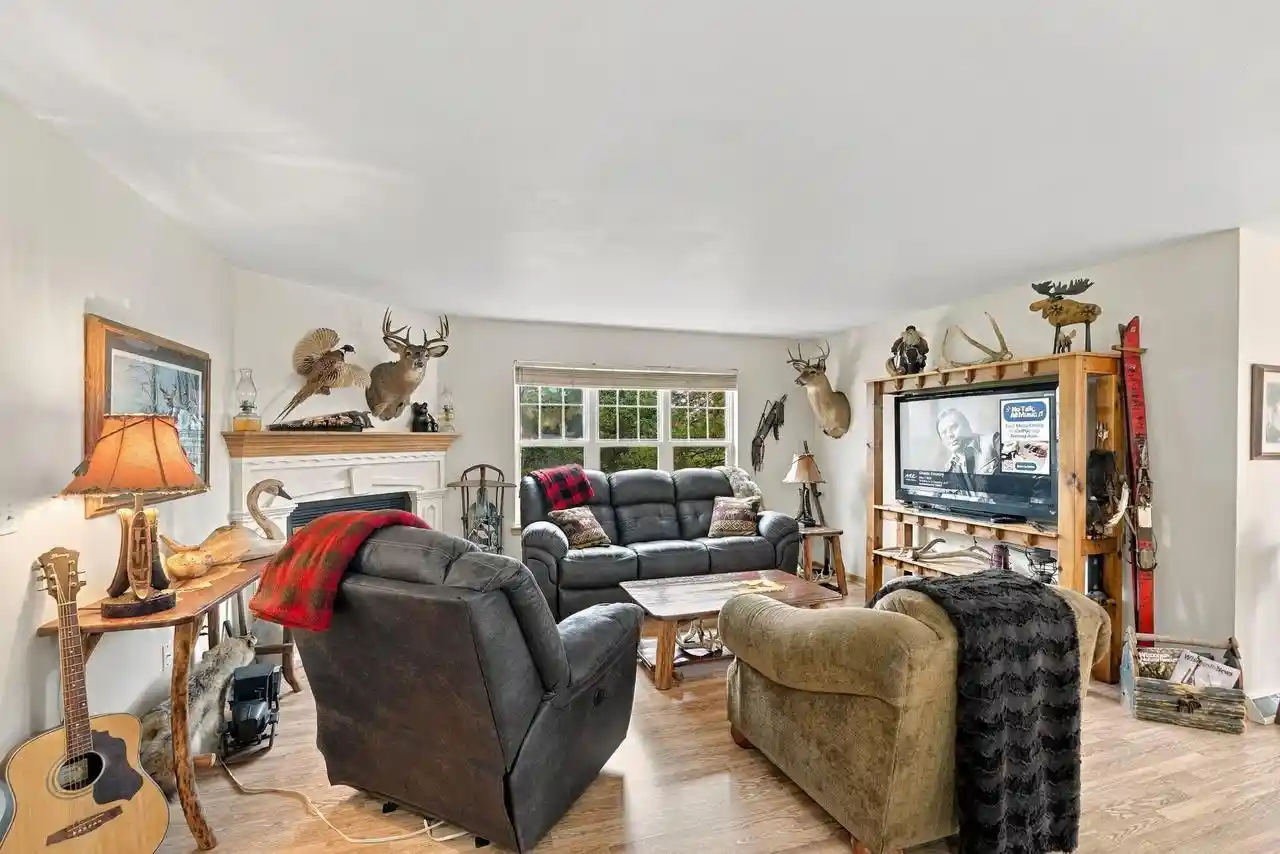 Photo 2 of Condo for sale at 609 Park Dr, Waterford, WI 53185 | MLS# 1980591 | Listing updated on 2026-09-20