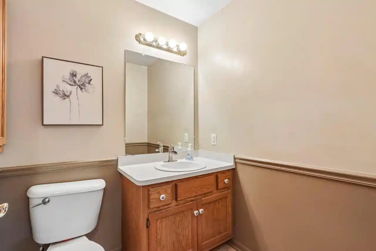 Photo 4 of Single family home for sale at N103w17395 Whitetail Run, Germantown, WI 53022 | MLS# 1980593 | Listing updated on 2026-09-28