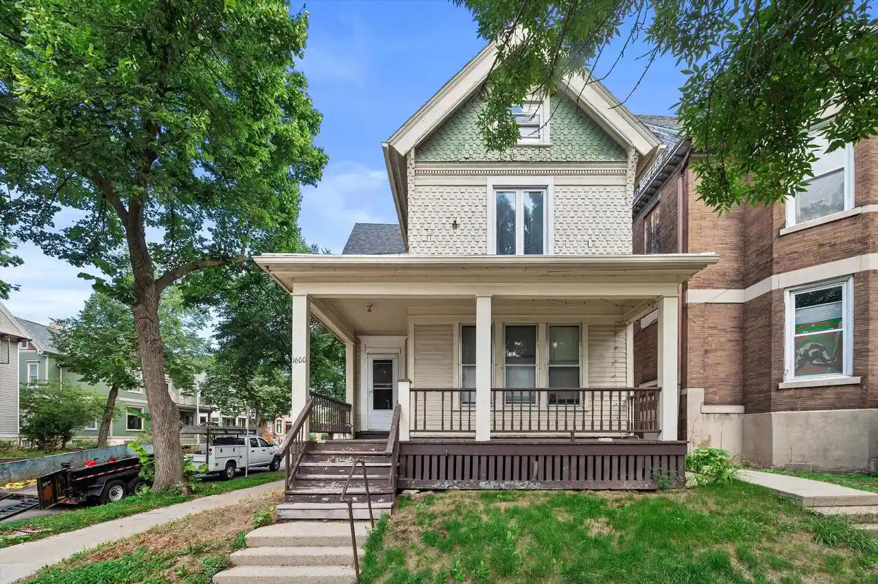 Multi family home for sale at 1600 E Kane Pl #1602, Milwaukee, WI 53202 | MLS# 1980595