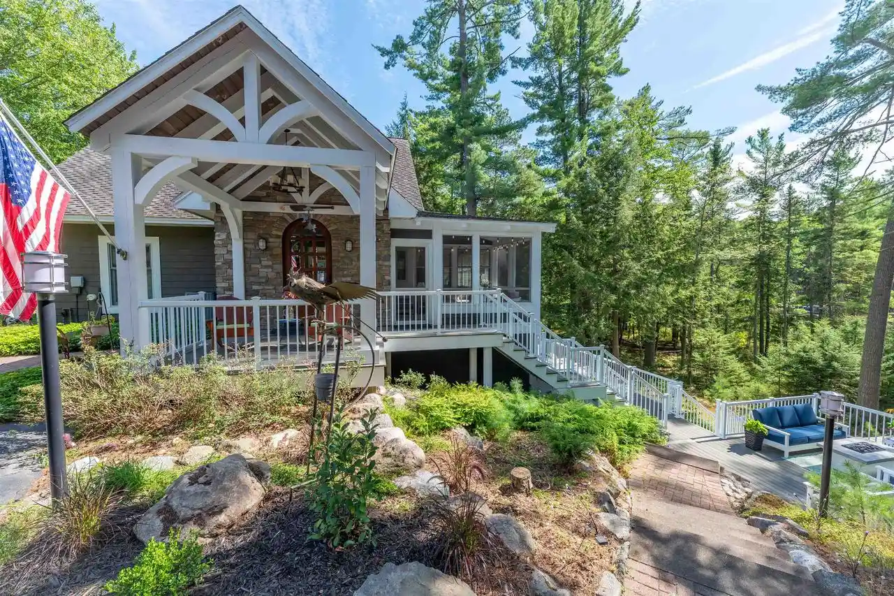 Photo 2 of Single family home for sale at 6279 Eagle Point Ln, Lake Tomahawk, WI 54539 | MLS# 2032668 | Listing updated on 2026-09-15