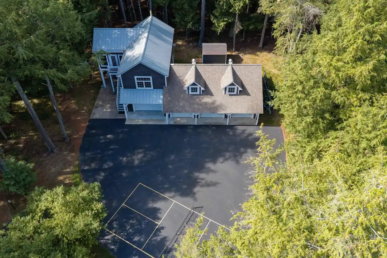 Photo 4 of Single family home for sale at 6279 Eagle Point Ln, Lake Tomahawk, WI 54539 | MLS# 2032668 | Listing updated on 2026-09-15