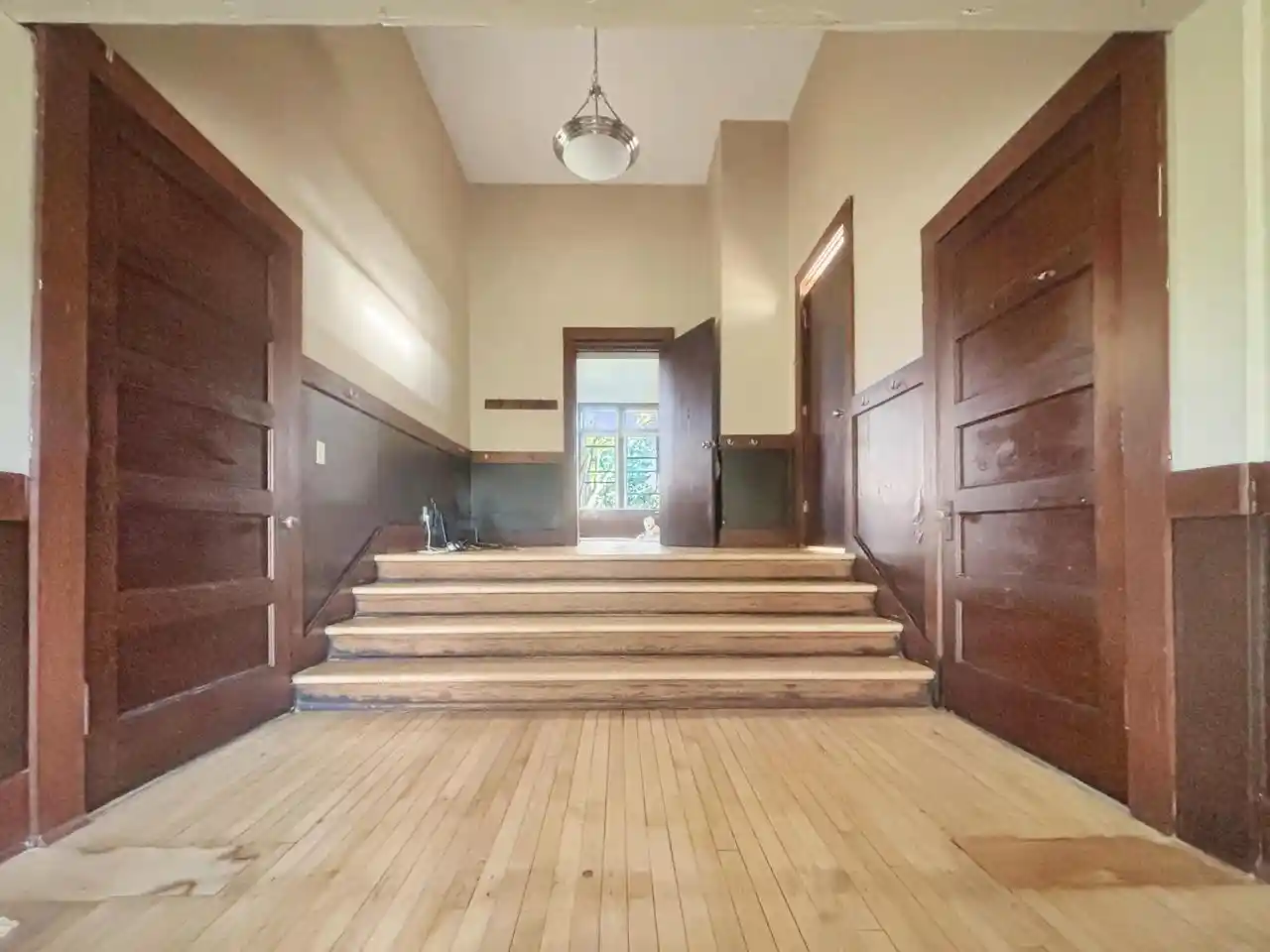 Photo 4 of Single family home for sale at N6010 Kohler Rd, Fredonia, WI 53021 | MLS# 1980601 | Listing updated on 2026-10-03