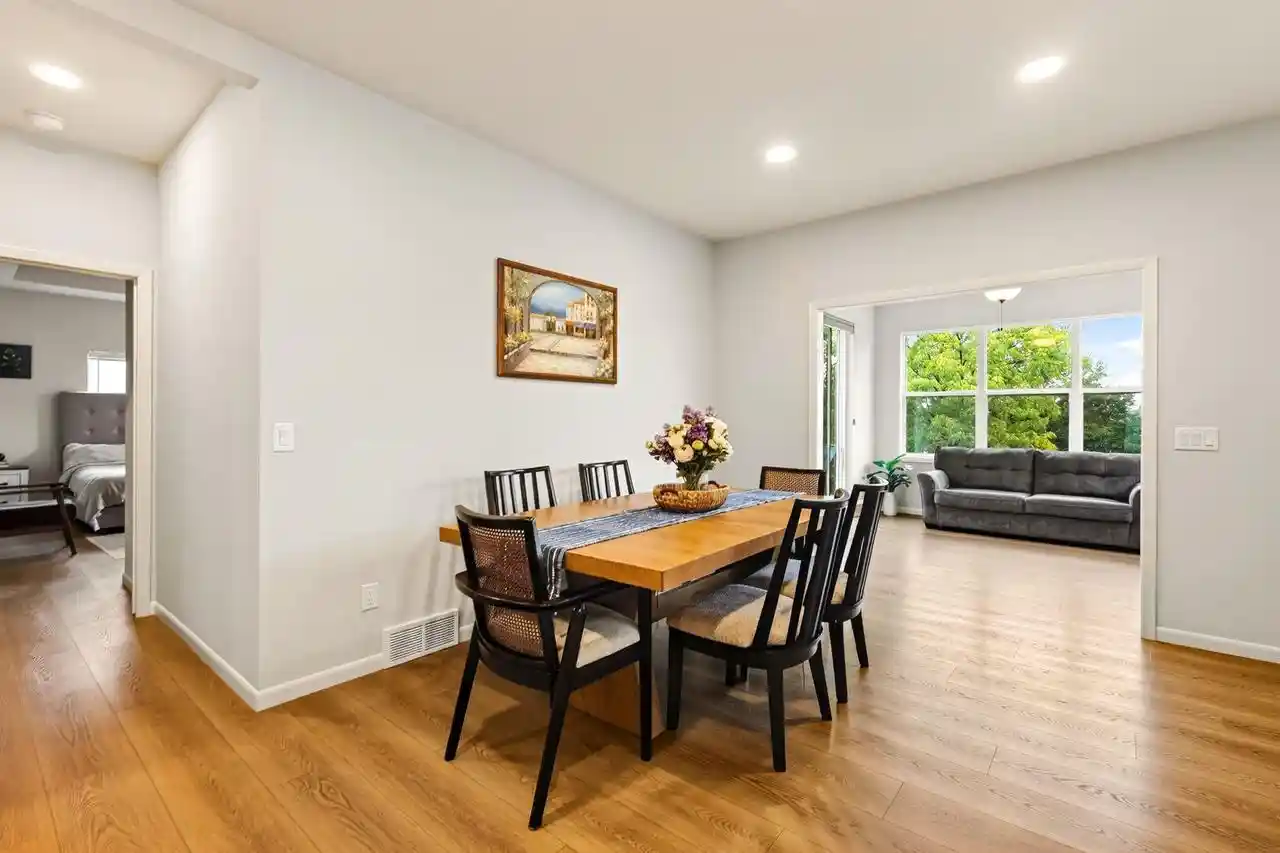 Photo 3 of Single family home for sale at 525 Fox Den Dr, Waunakee, WI 53597 | MLS# 2032674 | Listing updated on 2026-10-07
