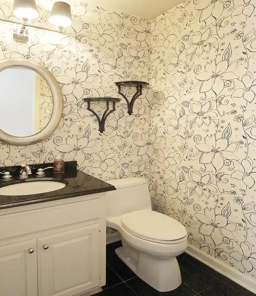 Photo 4 of Single family home for sale at 10205 N Kenilworth Cir, Mequon, WI 53092 | MLS# 1980603 | Listing updated on 2026-09-18