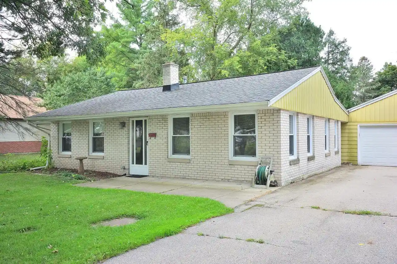Photo 1 of Single family home for sale at 2415 N 3rd Lane, Oconomowoc, WI 53066 | MLS# 1980605 | Listing updated on 2026-09-19