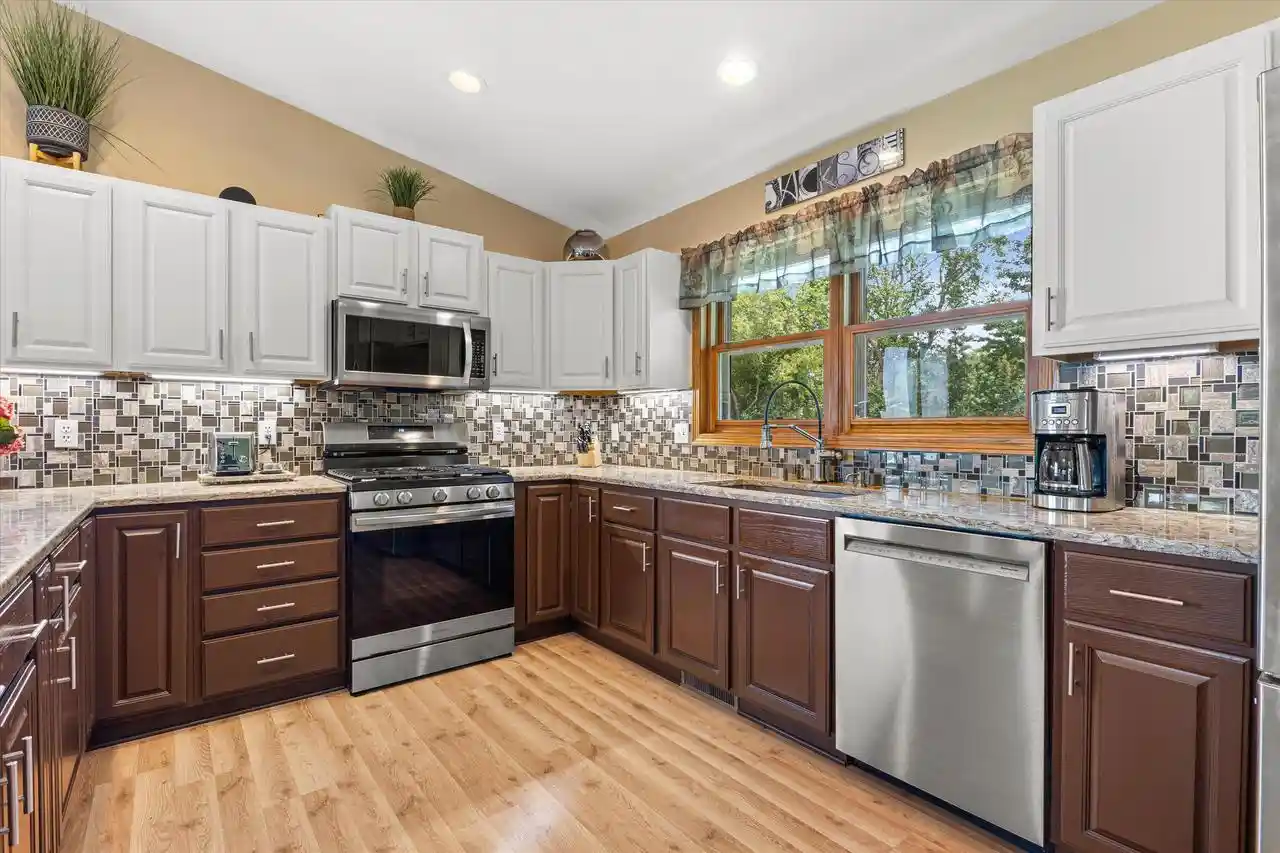 Photo 2 of Single family home for sale at W255s6620 Oakdale Dr, Waukesha, WI 53189 | MLS# 1980607 | Listing updated on 2026-09-20