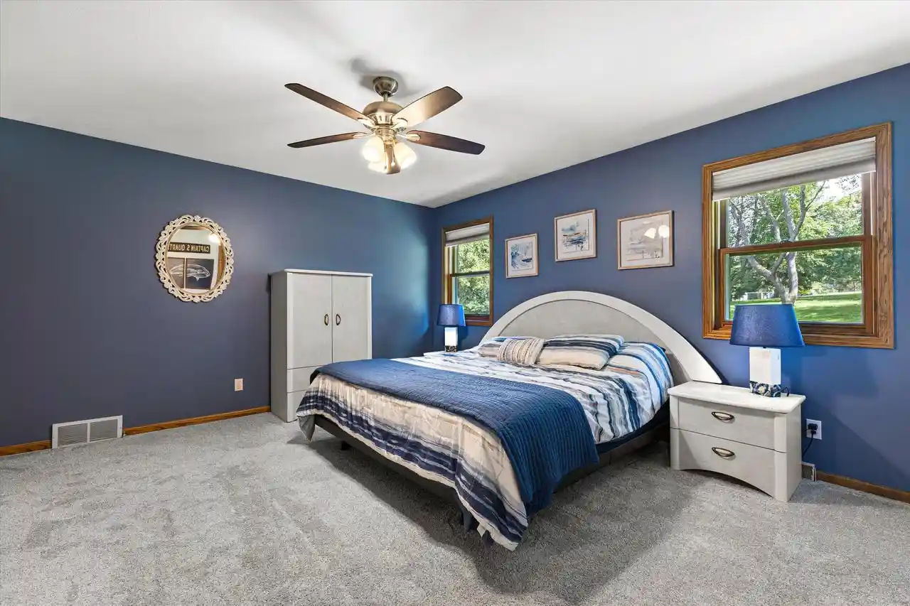 Photo 4 of Single family home for sale at W255s6620 Oakdale Dr, Waukesha, WI 53189 | MLS# 1980607 | Listing updated on 2026-09-20