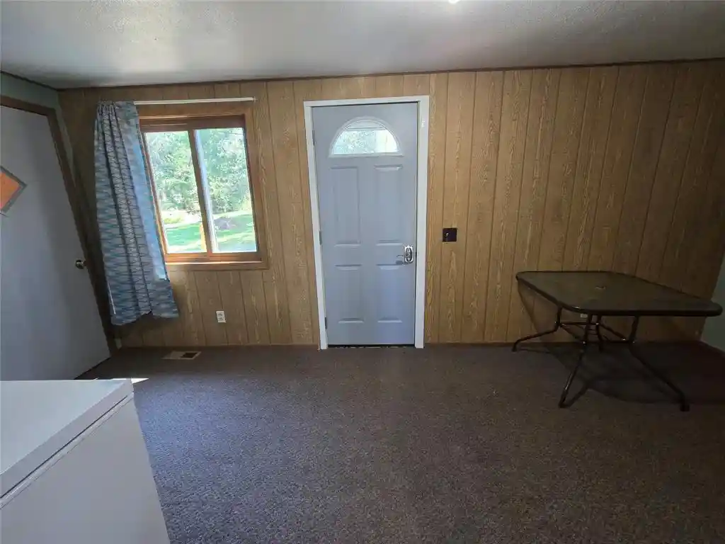 Photo 4 of Single family home for sale at 207 W 15th Street, Neillsville, WI 54456 | MLS# 1605147 | Listing updated on 2026-09-14