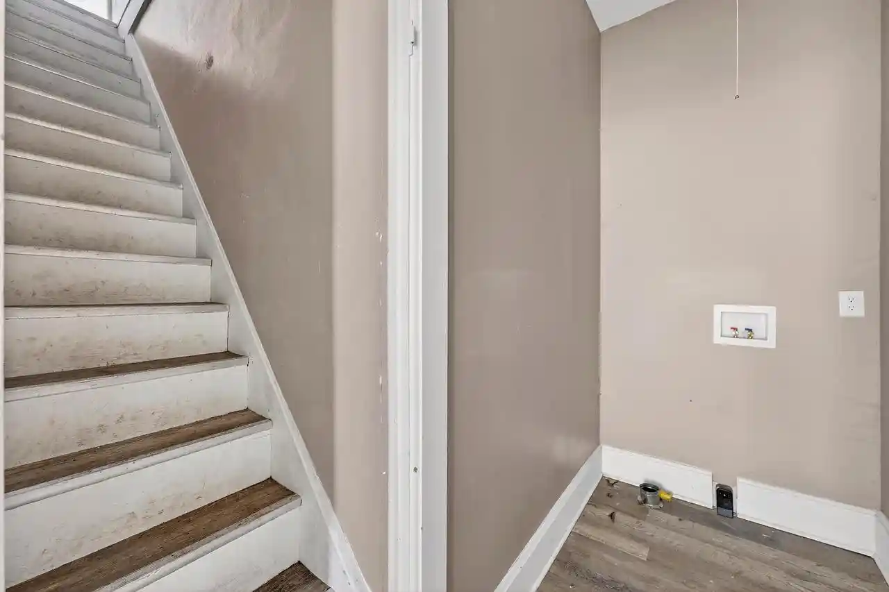 Photo 3 of Single family home for sale at 1611 N Wisconsin St, Racine, WI 53402 | MLS# 1980609 | Listing updated on 2026-09-15